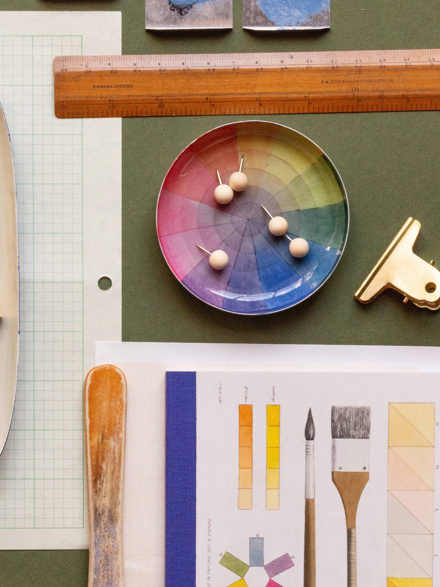 Vintage Colour Wheel Round Enamel Tray