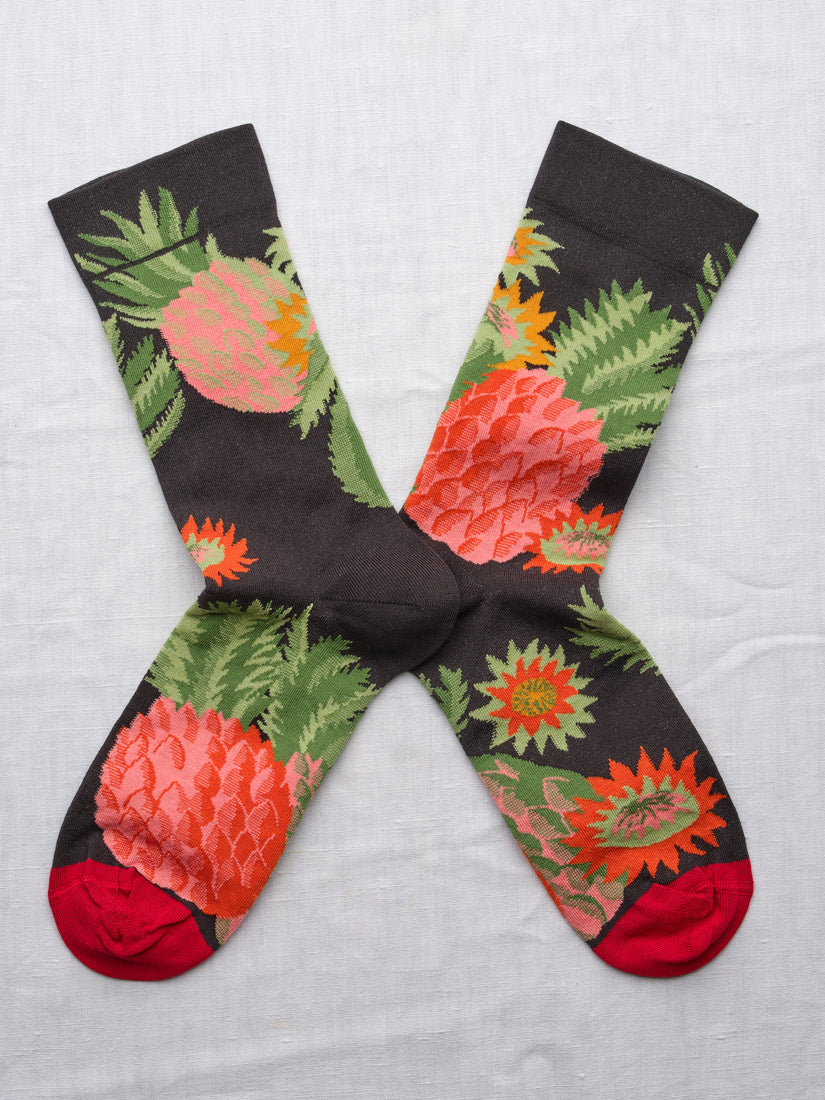 Dark Pineapples Socks