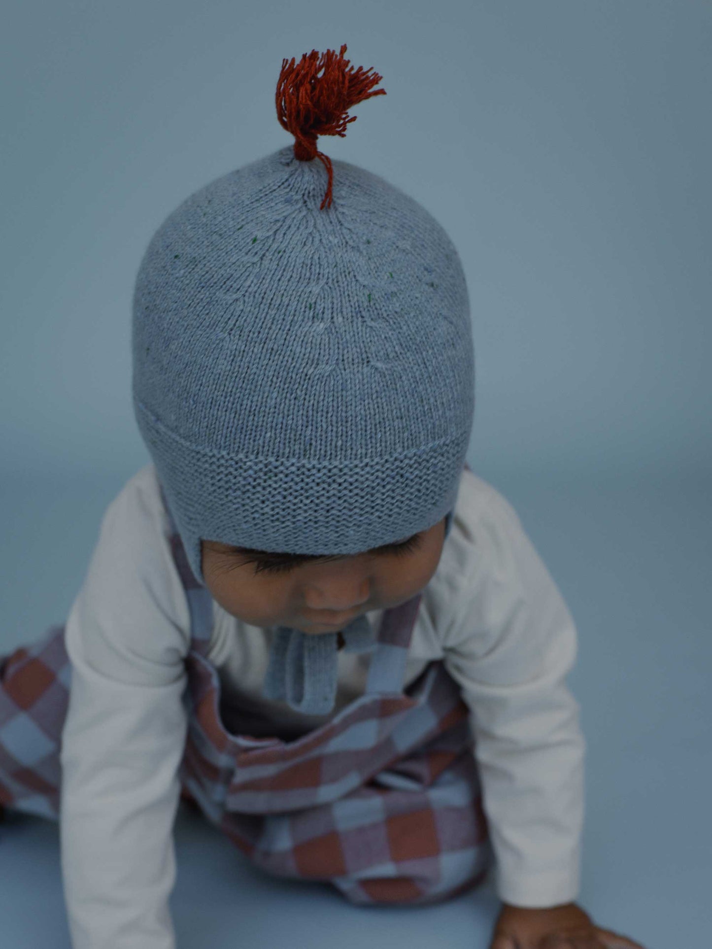 Winter Sky Contrast Tassel Hat