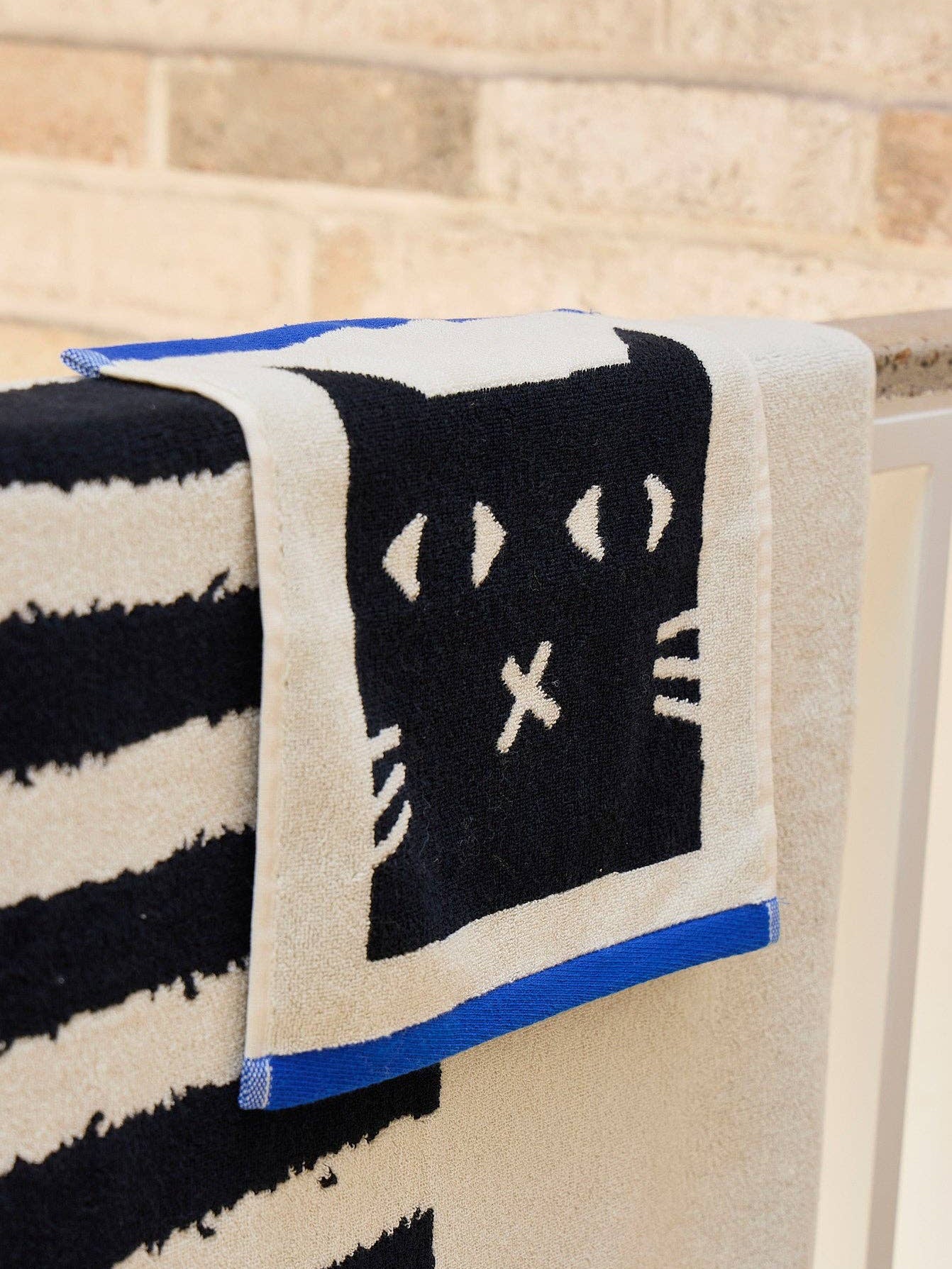 Lazy Cat Face Cloth
