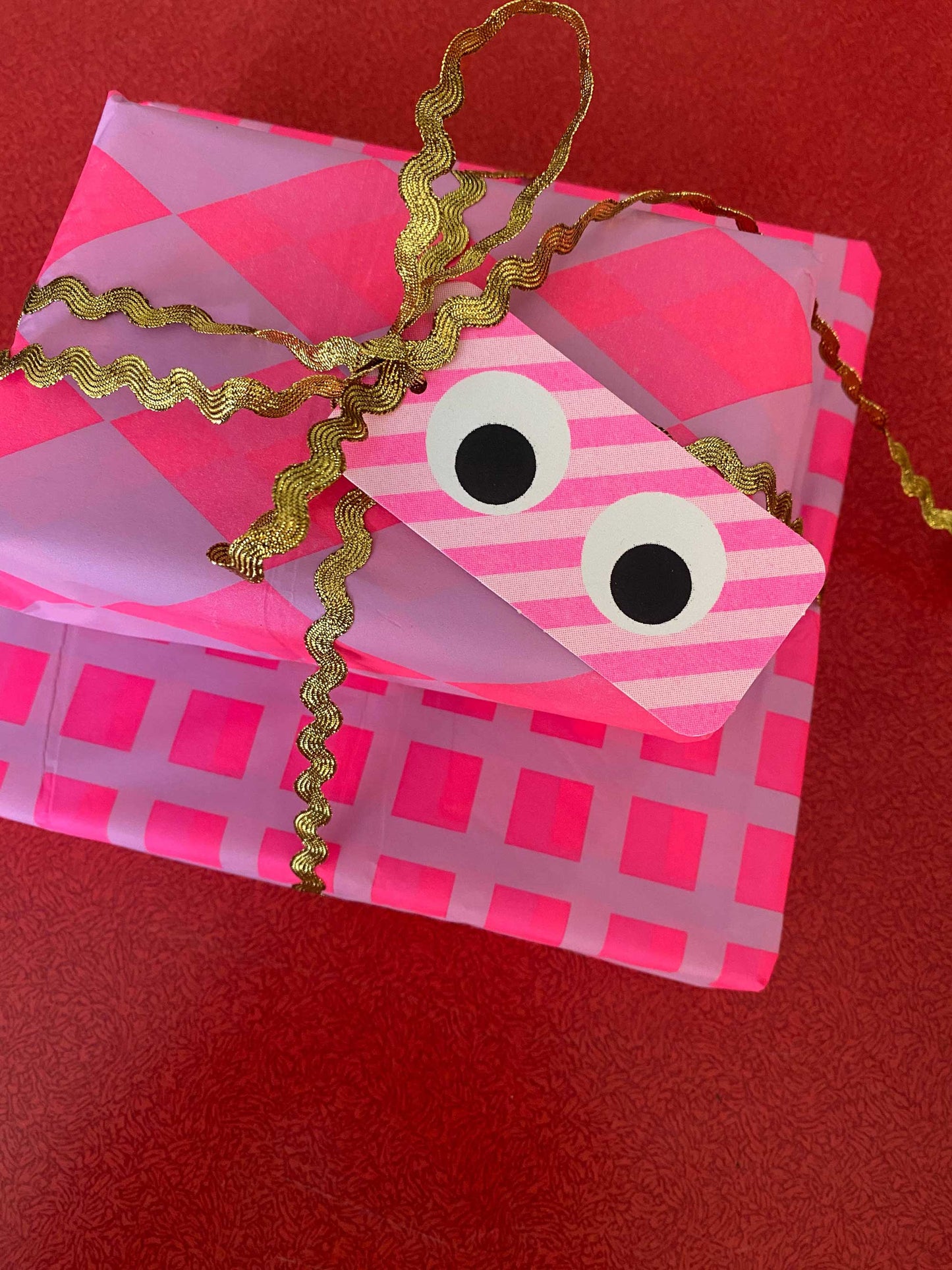 Googly Eyes Gift Tags