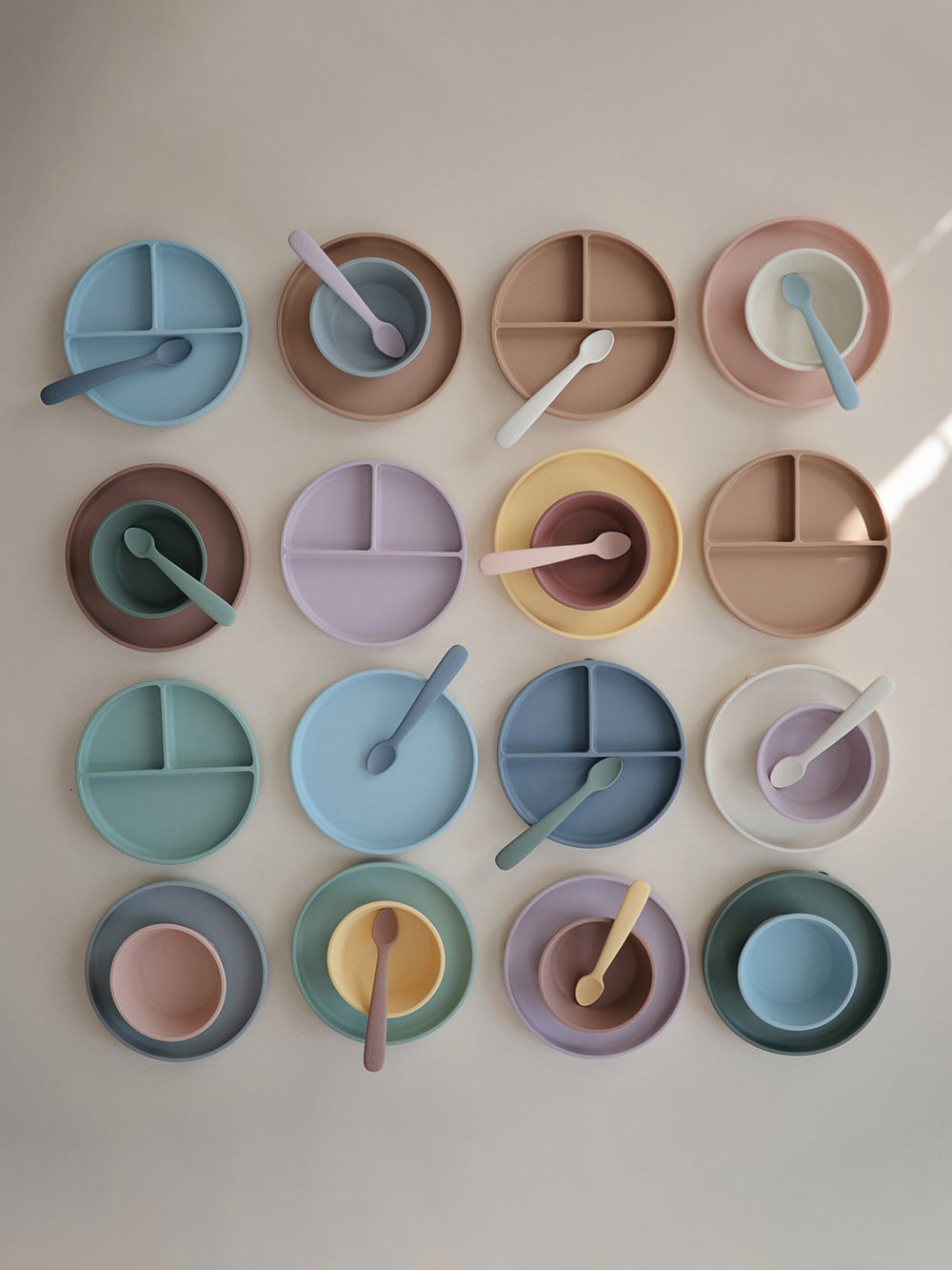 Soft Lilac Sectioned Silicone Plate